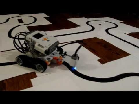 Fast Line Tracer Robot (1st attempt) - Lego Mindstorms NXT 2.0
