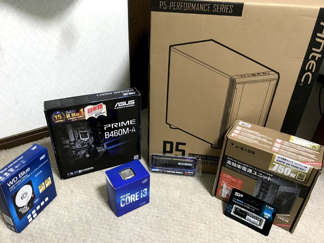 自作PC界隈でよく見るパーツ並べるやつ 0_dz1m8HR86w5xk1RAfGDQ.jpg