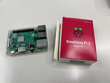 ラズパイwithケース.jpg