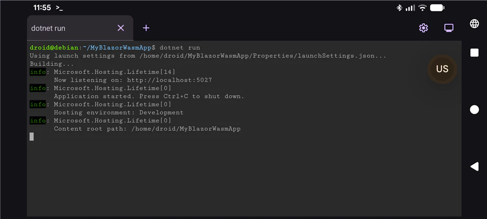 dotnet run コマンドを実行し、Blazor WebAssembly プロジェクトが開始された様子