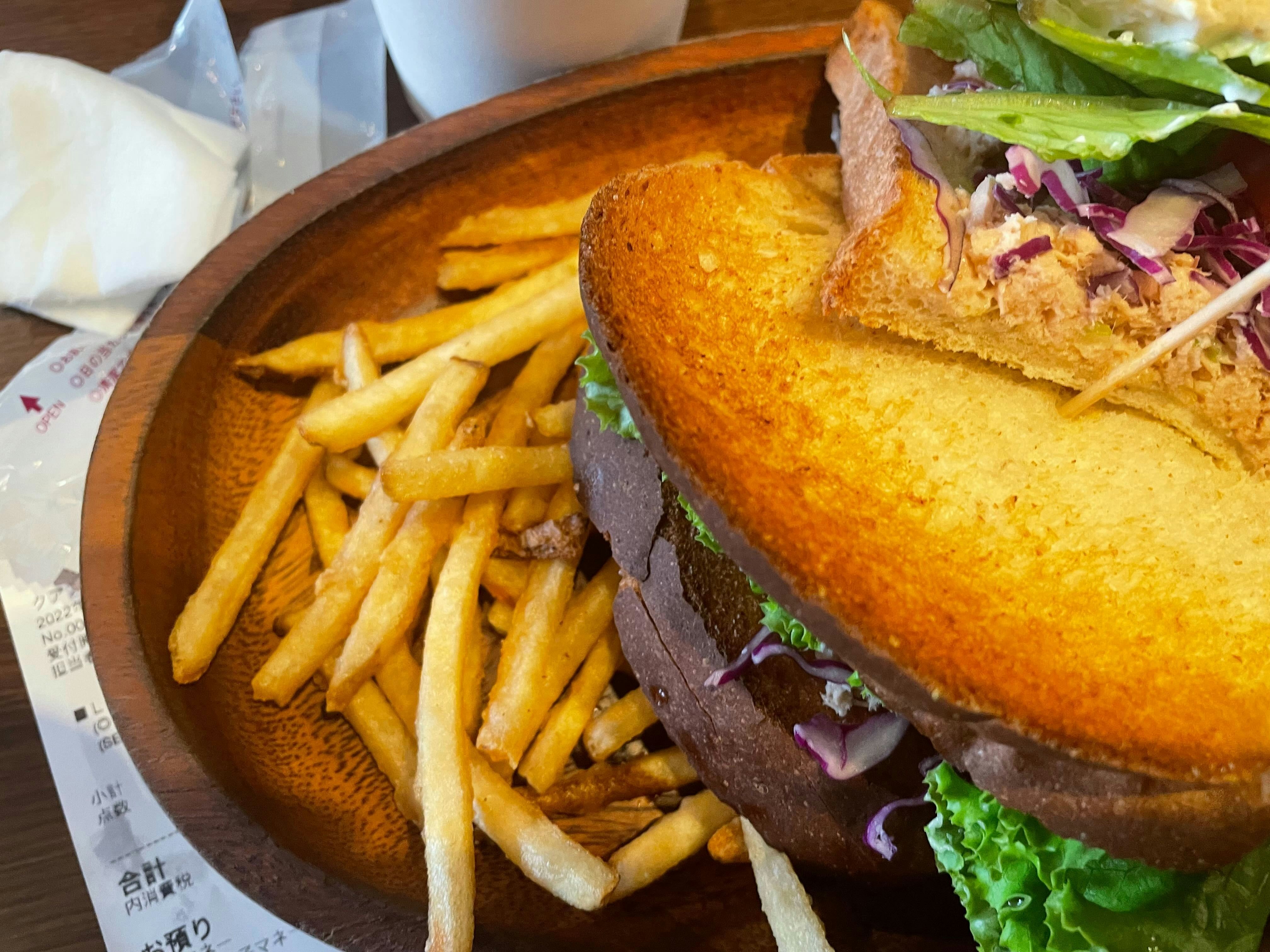Kua Aina Sandwich Shop