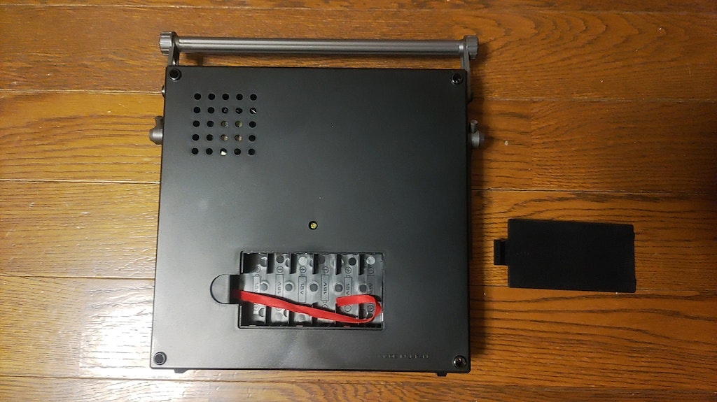 FX-マイコンR-165 裏側(電池ボックス開)