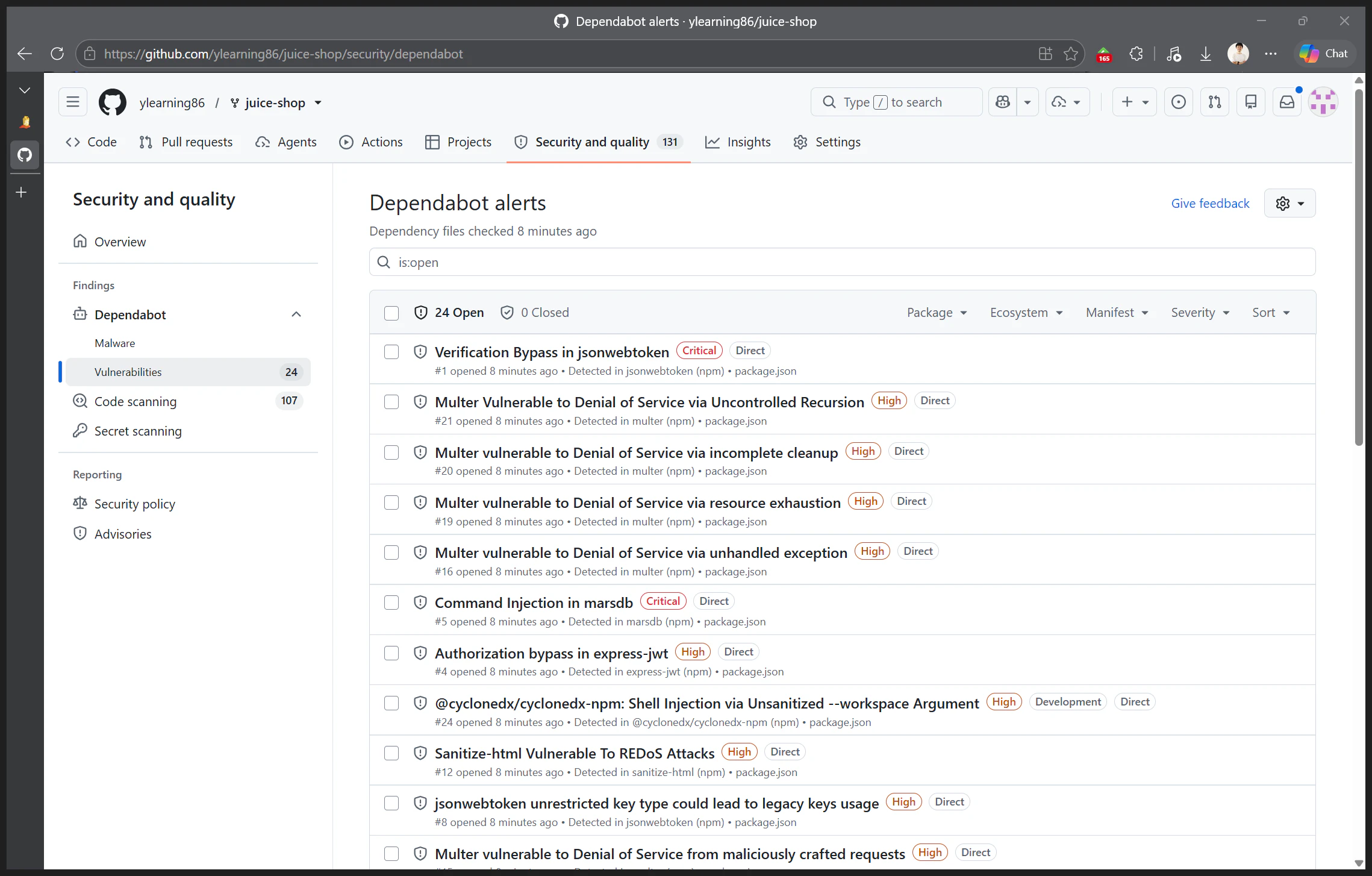 GitHub Dependabot アラート一覧。24 件の Open に Critical/High が並ぶ