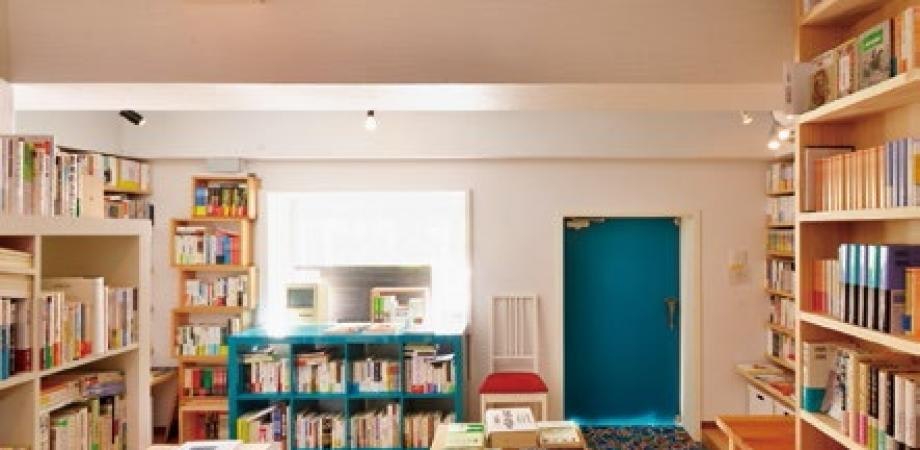 2018/08/11 (土) 13:00〜 暗やみ本屋ハックツ&双子のライオン堂 コラボ企画!<寄贈本会>
