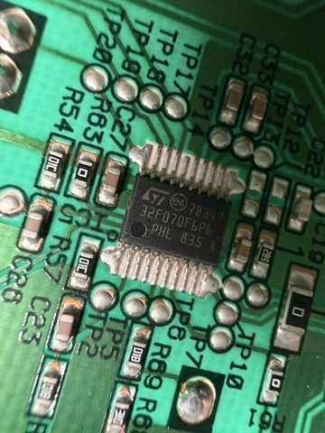 メインボードのMCUの実装 メインボードのMCUの実装